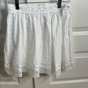 Womens lace detailed skort